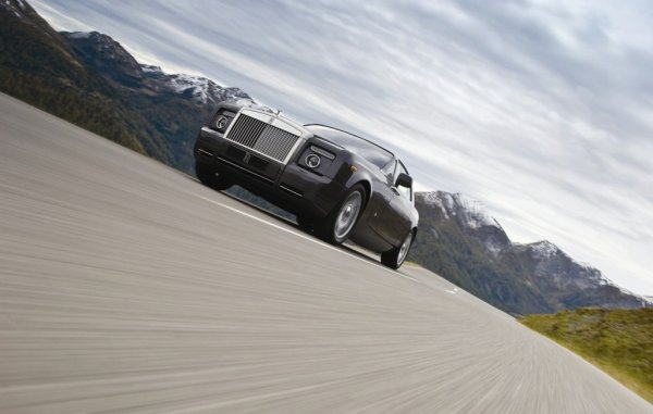 Rolce Royce Phantom Coupe.